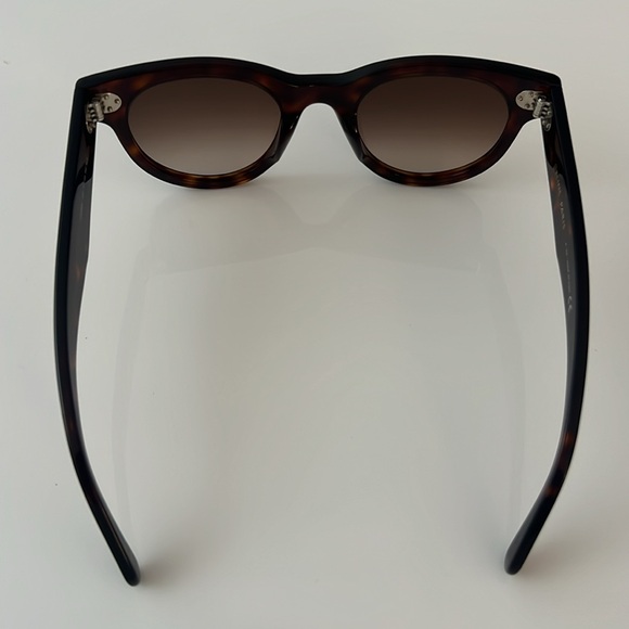 Celine CL40182F Audrey 54T Tortoise 50-23-145 Sunglasses - Picture 5 of 9